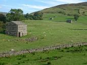 barn-stone-yorkshire-dales-rural-631432.jpg