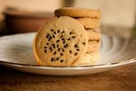 cookies-baked-biscuits-sweets-390594.jpg