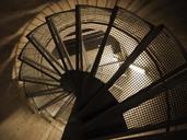 spiral-staircase-descent-gradually-505975.jpg