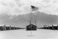 Japaneseamericaninternmentcenter-flag.jpg