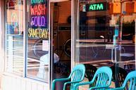 new-york-manhattan-launderette-1003839.jpg