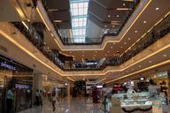 mall-hallway-mall-shopping-mall-314785.jpg