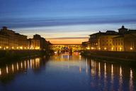 florence-bridge-night-lights-955826.jpg