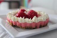 raspberry-tart-dessert-food-sweet-1073711.jpg