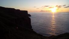 ireland-cliffs-clouds-647940.jpg