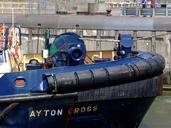 ayton-cross-bow-tugboat-vessel-884354.jpg