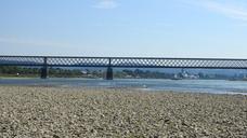 rhine-koblenz-urmitz-bridge-916168.jpg