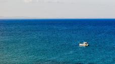 boat-sea-horizon-calm-serenity-1675224.jpg