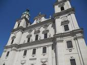 salzburg-building-austria-113984.jpg