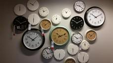 wall-clocks-time-clock-timing-534267.jpg