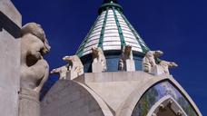 budapest-zoo-entrance-105636.jpg