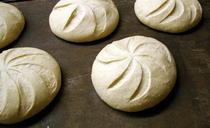 bread-bakery-artisan-567377.jpg