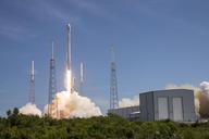 rocket-launch-spacex-lift-off-693271.jpg