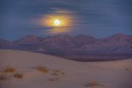 sand-dunes-mountains-moon-rise-1541881.jpg