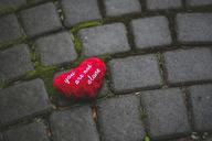 alone-heart-love-pillow-red-791420.jpg