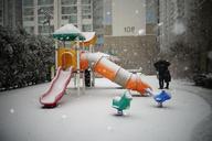 snow-playground-winter-slides-1248065.jpg