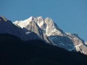 zugspitze-mountain-mountain-range-437374.jpg