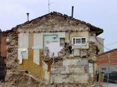 demolition-house-demolition-decay-715989.jpg