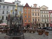 prague-czech-republic-facade-439564.jpg