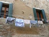 laundry-line-laundry-windows-540815.jpg