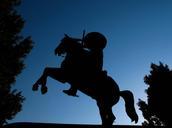 mexico-monument-statue-night-79215.jpg