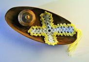 cross-bookmark-crochet-handwork-881990.jpg