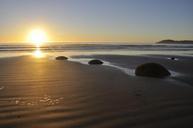 moeraki-boulders-landscape-beach-1099261.jpg