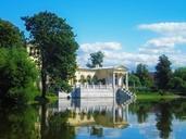 pond-pavilion-reflection-975338.jpg