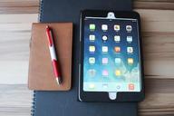 ipad-tablet-notebook-office-600641.jpg