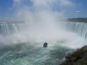 niagara-falls-mist-waterfall-boat-418123.jpg