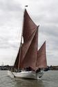 sailing-sailing-boat-boat-thames-378879.jpg