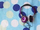 headphones-music-entertainment-1476243.jpg