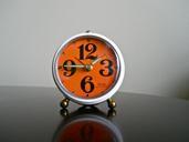 alarm-clock-manual-alarm-clock-219613.jpg