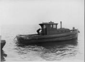 Tugboat_-_NARA_-_297124.jpg