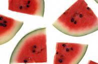 watermelon-red-fruits-red-fruit-1098439.jpg