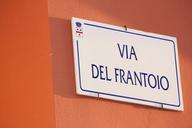 italy-rome-street-sign-wall-540711.jpg