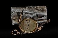 pocket-watch-newspaper-clock-665768.jpg