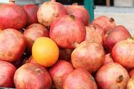 pomegranate-fruit-red-healthy-675740.jpg