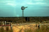 farm-pinwheel-australia-outback-594343.jpg