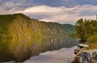 river-beach-mountains-trees-163806.jpg