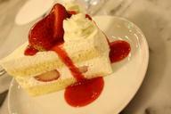 strawberry-cake-shortcake-sweets-169295.jpg