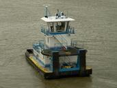 tugboat-river-mississippi-water-482980.jpg