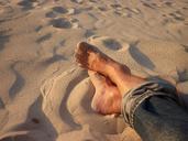 feet-beach-barefoot-sand-604379.jpg