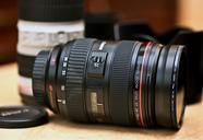 lens-canon-lens-zoom-lens-645517.jpg