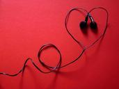 headphones-audio-black-songs-mp3-424163.jpg