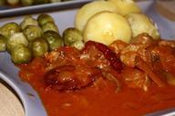 potato-goulash-brussels-sprouts-eat-463552.jpg