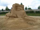 sculpture-sand-sand-sculpture-face-70272.jpg