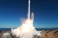 lift-off-rocket-launch-spacex-693261.jpg