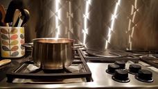 kitchen-cooking-stainless-stove-1695152.jpg