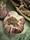 garlic-aromatic-smell-mediterranean-139662.jpg